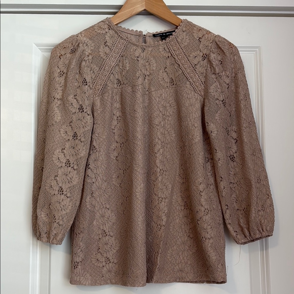 Cable & Gauge Lace Blouse in Light pink/beige